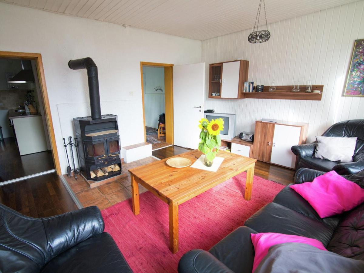 Spacious Holiday Home In Hesse With Garden 발트에크 외부 사진