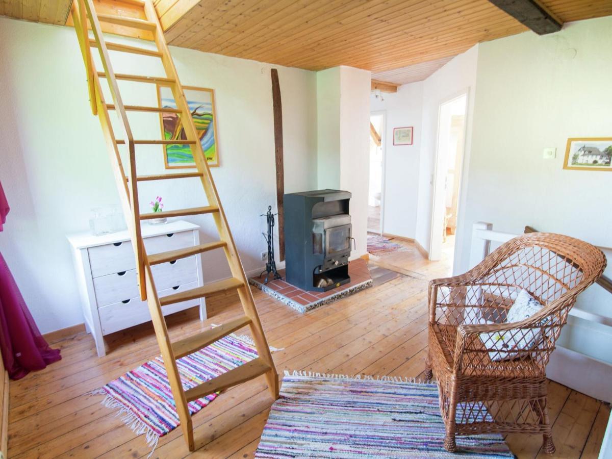 Spacious Holiday Home In Hesse With Garden 발트에크 외부 사진