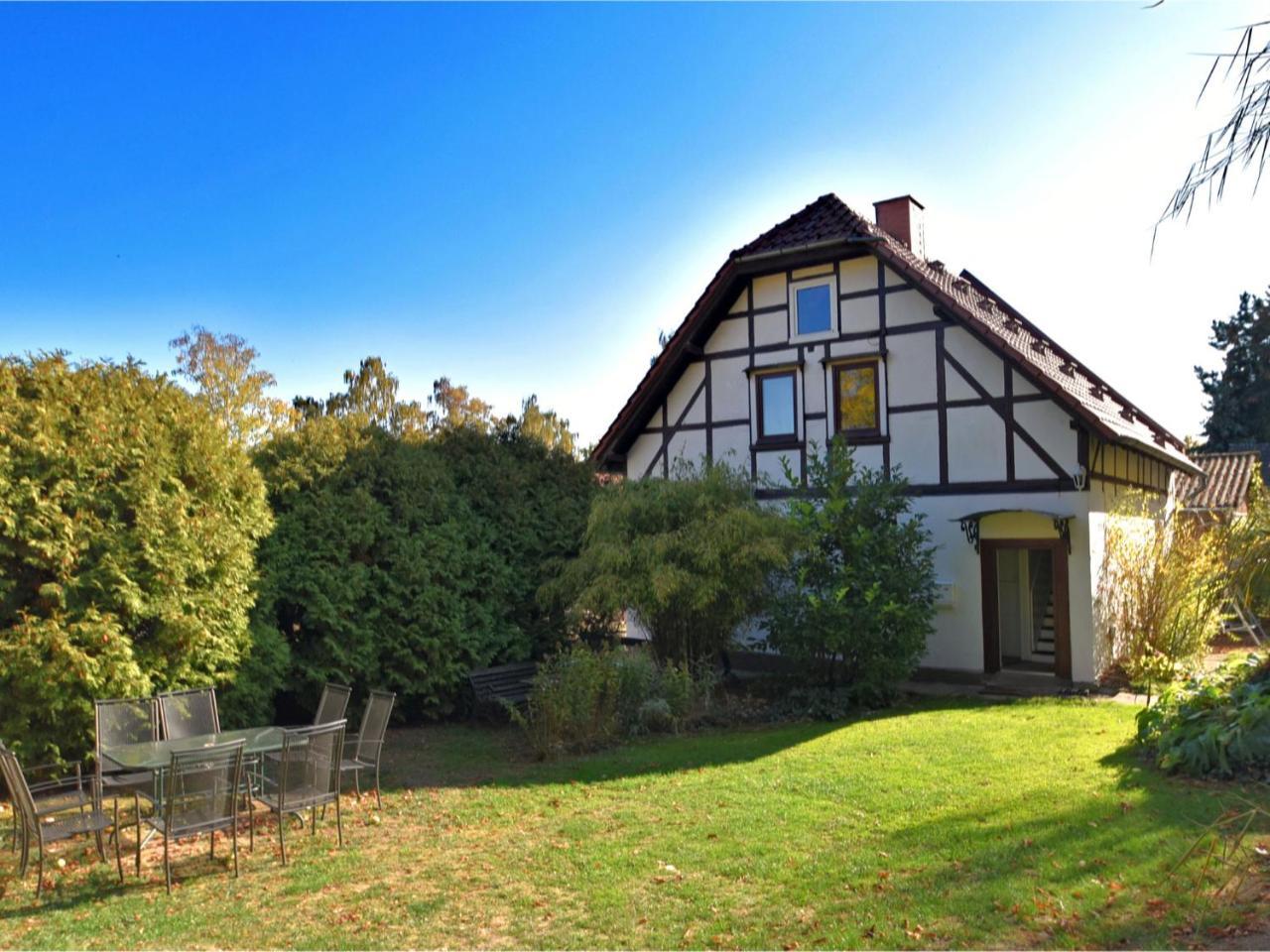 Spacious Holiday Home In Hesse With Garden 발트에크 외부 사진